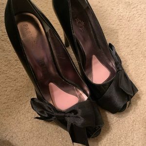 Black Paris Hilton heels